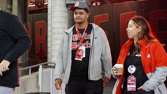 Blue-chip OL Douglas Utu flips from Tennessee to Oregon (College Football)