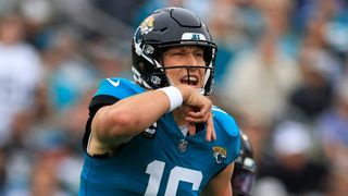 Doug Pederson: Jags' offense limited by ailing QB Trevor Lawrence (NFL)