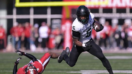 Michigan State scores late, hangs on to top Indiana (College Football)