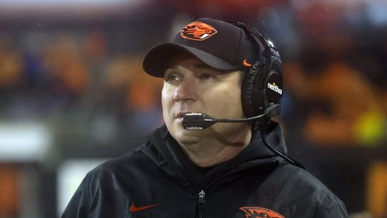 Michigan State dismisses staff, hires Jonathan Smith as head coach (College Football)