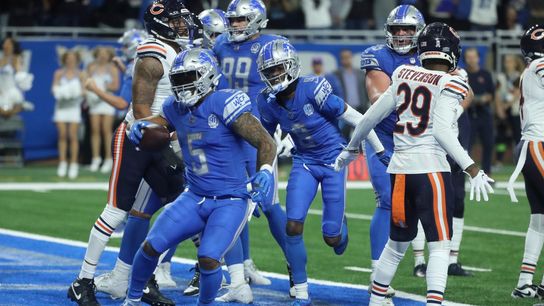 NFL roundup: Lions storm back in fourth, stun Bears (NFL)