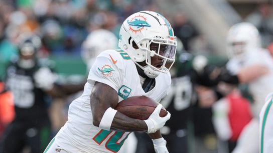 Dolphins burn Jets in NFL's first Black Friday game (NFL)