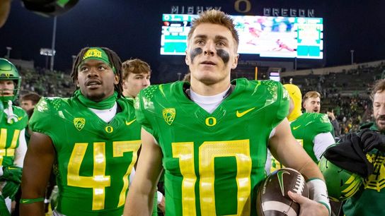No. 5 Oregon takes aim at No. 3 Washington in Pac-12 title game (College Football)