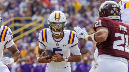 Jayden Daniels fuels No. 14 LSU past Texas A&M (College Football)