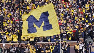 Michigan ascends to No. 1 in AP poll; Georgia plummets to No. 6 (College Football)