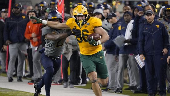 West Virginia closes strong to edge Baylor (College Football)
