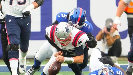 Giants edge Patriots for second straight win (NFL)