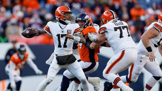 Browns QB Dorian Thompson-Robinson (head) ruled out vs. Broncos (NFL)
