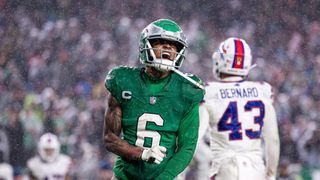 Eagles lock up WR DeVonta Smith through 2028 season (NFL)
