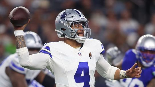 Report: Dak Prescott, Cowboys to work out long-term extension in offseason (NFL)