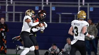 WR Kaydon Finley shuns dad's alma mater, picks Notre Dame (College Football)