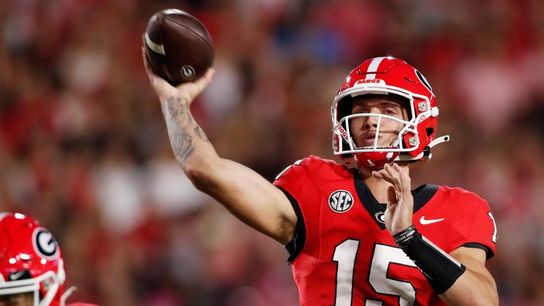 Georgia QB Carson Beck returning in 2024 (College Football)