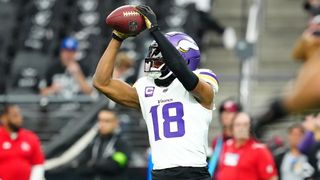 Vikings WR Justin Jefferson (chest) taken to hospital (NFL)