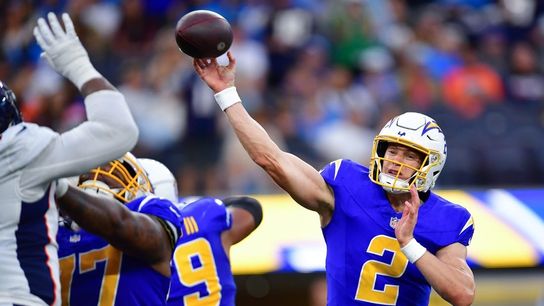 Chargers turn to QB Easton Stick to face slumping Raiders (NFL)