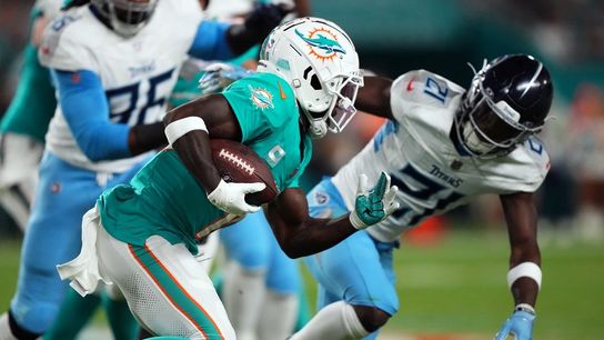 Dolphins WR Tyreek Hill (ankle) questionable to return (NFL)