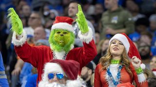 Report: Big bidding expected for NFL Christmas games (NFL)