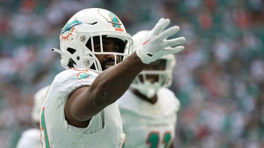 Reports: Dolphins RB Raheem Mostert to sit out vs. Ravens (NFL)