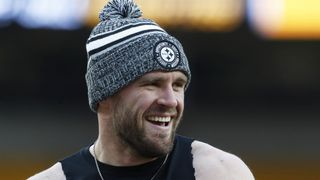 Aaron Donald: T.J. Watt now best defensive player in NFL (NFL)