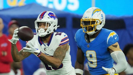 Report: WR Gabe Davis rejoining Bills (NFL)