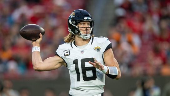 Jags QB Trevor Lawrence 'pretty sore,' will limit throwing (NFL)