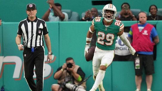 Reports: Broncos signing S Brandon Jones to 3-year deal (NFL)