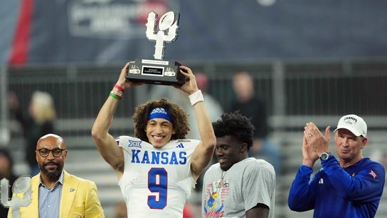 Bowl roundup: Jason Bean (6 TDs) lifts Kansas past UNLV (College Football)