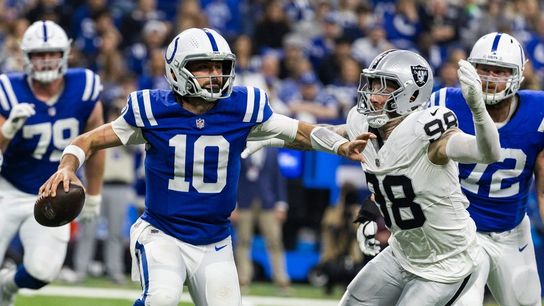Colts stay alive, eliminate Raiders from playoff contention (NFL)