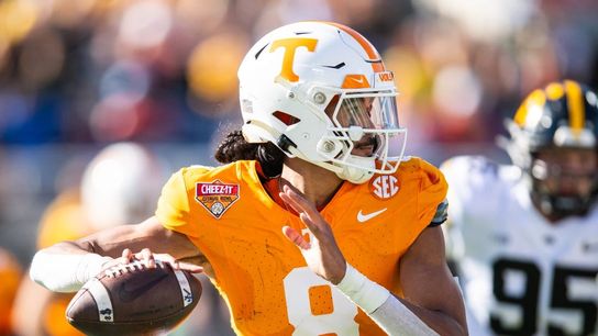 No. 21 Tennessee shuts out No. 17 Iowa in Citrus Bowl (College Football)