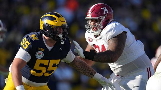 Former Alabama OT Kadyn Proctor transfer home to Iowa (College Football)