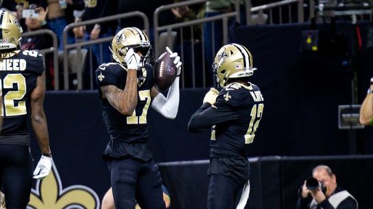 Derek Carr shines as Saints blast Falcons (NFL)
