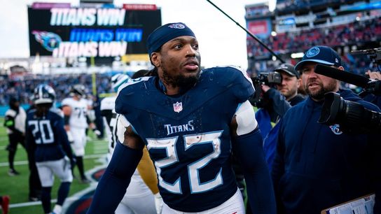 Reports: Derrick Henry agrees to 2-year deal with Ravens (NFL)