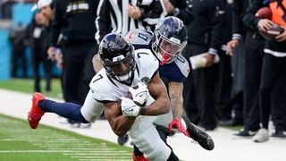 Battery charges dropped against Jags WR Zay Jones (NFL)