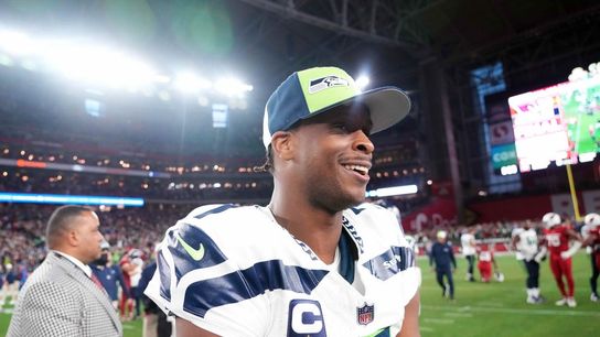 Report: Seahawks restructure QB Geno Smith's contract (NFL)