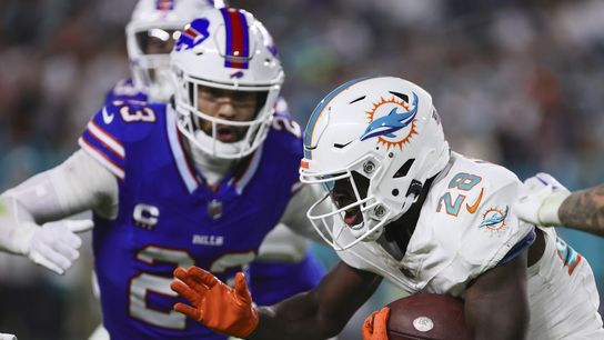 Report: Dolphins RB De'Von Achane to test ankle pregame (NFL)