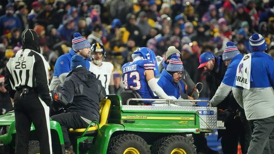 Bills LB Terrel Bernard (ankle) carted off field (NFL)