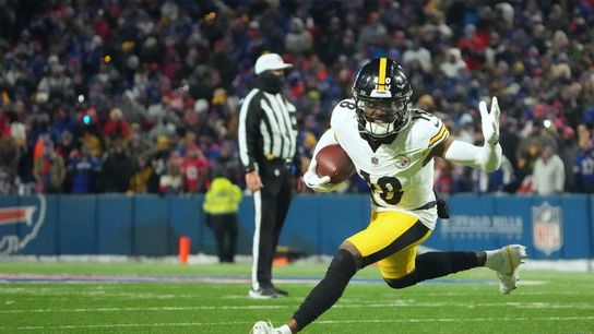 Reports: Steelers deal WR Diontae Johnson to Panthers (NFL)