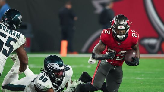 Bucs likely to place RB Chase Edmonds, WR Rakim Jarrett on IR (NFL)