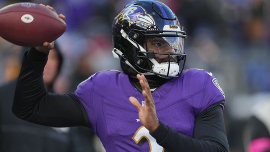 Report: Dolphins signing QB Tyler Huntley (NFL)