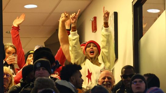 Roger Goodell all for relationship between Travis Kelce, Taylor Swift (NFL)
