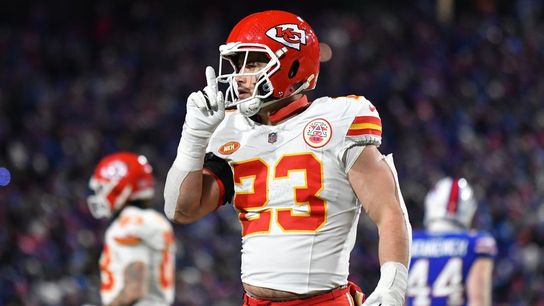 Reports: Chiefs re-signing LB Drue Tranquill to 3-year contract (NFL)