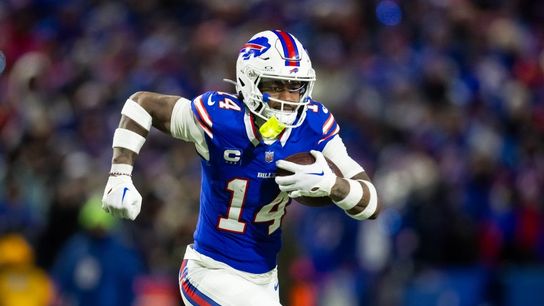 Report: Texans WR Stefon Diggs' contract only for one season (NFL)