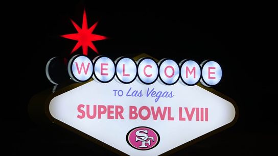 49ers weigh practice options, reportedly dislike soft UNLV field (NFL)