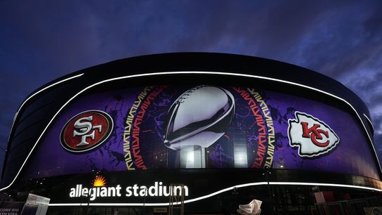 Report: NFL to negotiate with Las Vegas for 2029 Super Bowl (NFL)
