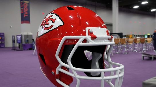 Reports: Chiefs reach deal with rugby player (NFL)
