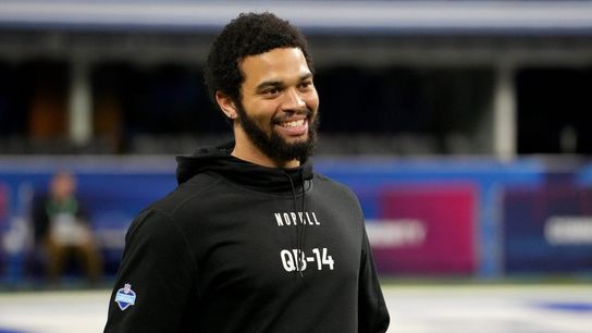 Caleb Williams greeted by Bears WR Keenan Allen at pro day (NFL)