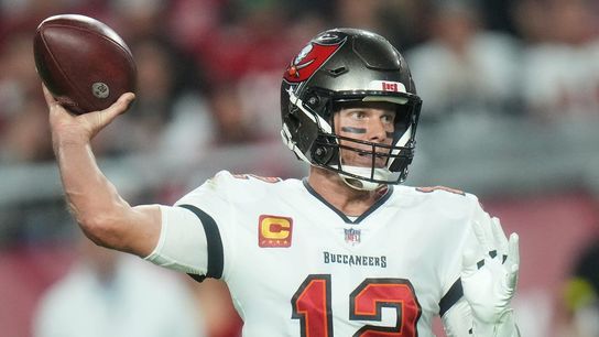 Tom Brady ‘not opposed’ to late-season return to NFL (NFL)