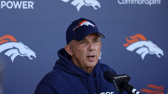 Sean Payton calls Broncos' quarterbacks 'orphaned dogs' (NFL)
