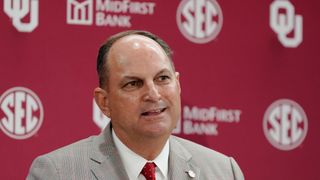 Oklahoma AD Joe Castiglione retiring after 27 years (College Football)