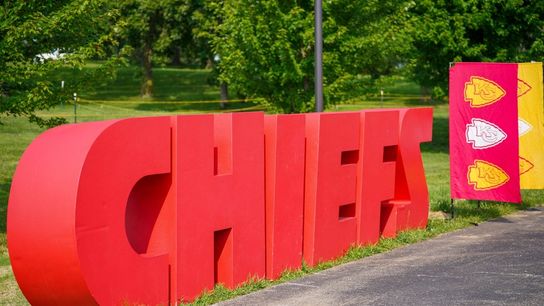 Former DB Ramzee Robinson sues Chiefs for wrongful termination (NFL)