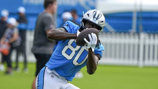 Panthers place TE Ian Thomas (calf) on IR (NFL)